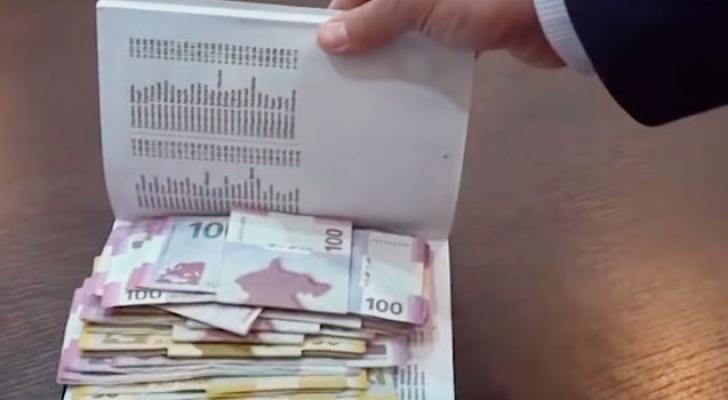 Azərbaycanda icra başçısı rüşvət alarkən yaxalandı