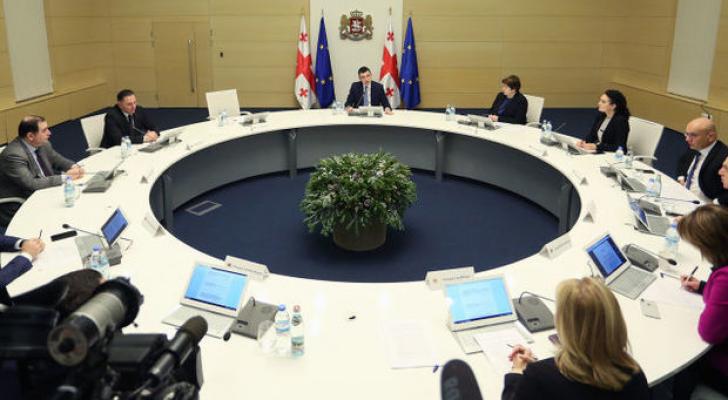 Gürcüstanda hökumət istefa verdi