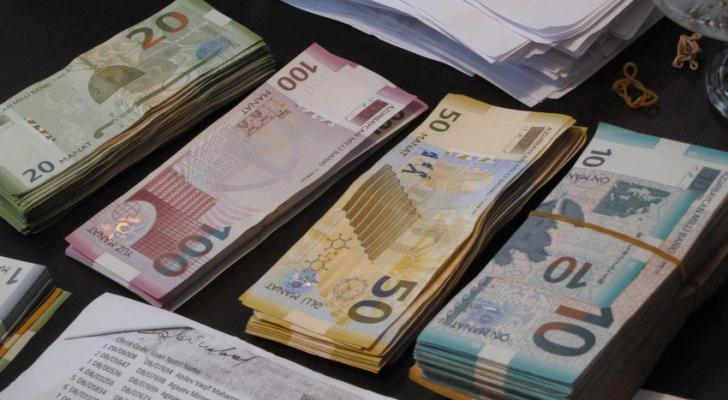 Problemli kreditlərin məbləği 1 milyard manatdan aşağı düşüb