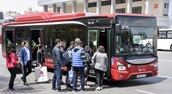 Bakıda ictimai nəqliyyatda gediş haqqı artacaqmı? 