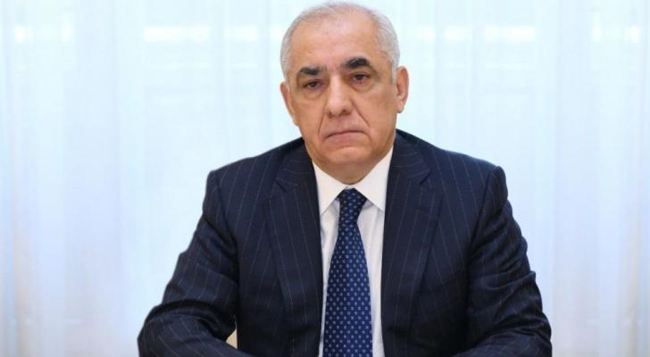 Baş nazir:"Maska və dərman qıtlığı aradan qaldırılıb, yeni süni tənəffüs aparatları alınıb"