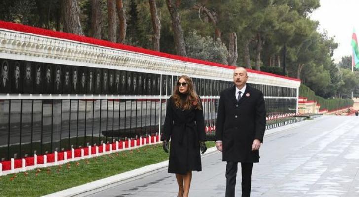 İlham Əliyev və Mehriban Əliyeva Şəhidlər Xiyabanını ziyarət etdilər