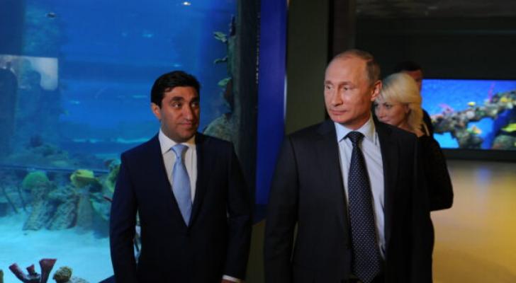 Putin Qod Nisanovu təltif etdi