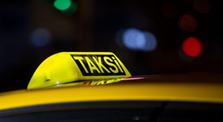 Dövlət İmtahan Mərkəzinə taksi xidməti göstərmək istəyən tapılmadı