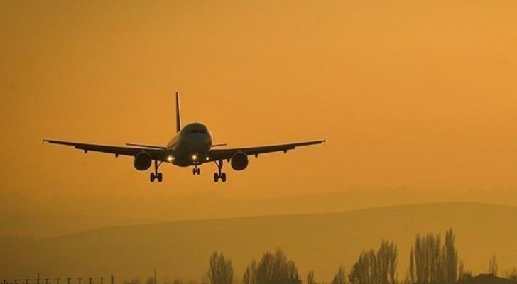 Gürcüstan hava sərhədlərini Azərbaycan vətəndaşları üçün açıb