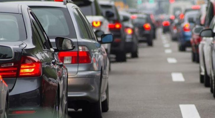 Paytaxtda yük avtomobili aşdı: Yol bağlandı - FOTO