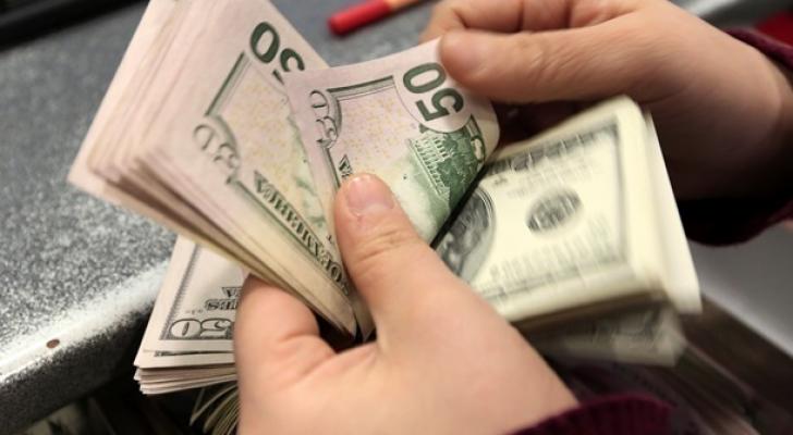 Dolların taleyi ilə bağlı mühüm dönəm: Kağız erası bitir?