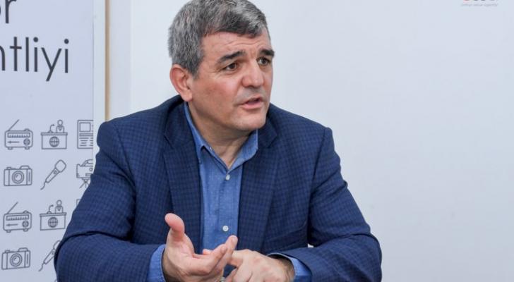 “Vətəndaş vergi ödəyirsə, pullu müalicə almalı deyil”