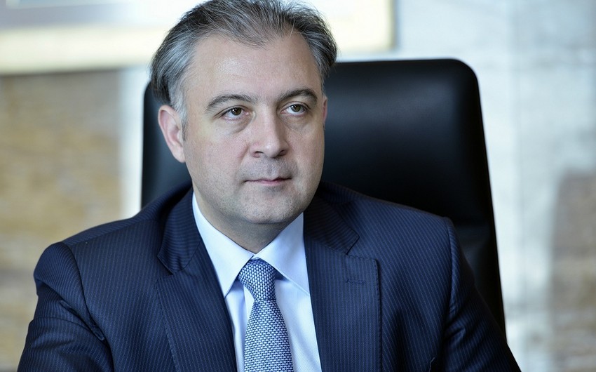 Xalid Əhədov Prezidentin sosial‑iqtisadi məsələlər üzrə köməkçisi təyin edilib