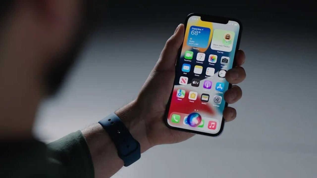 iPhone-larda daha çox reklam Apple-ı çaşdırdı!