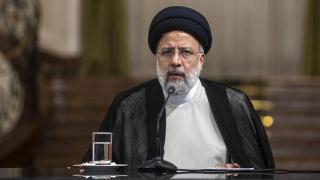 İran Prezidenti: “Etirazları dinləmək lazımdır”