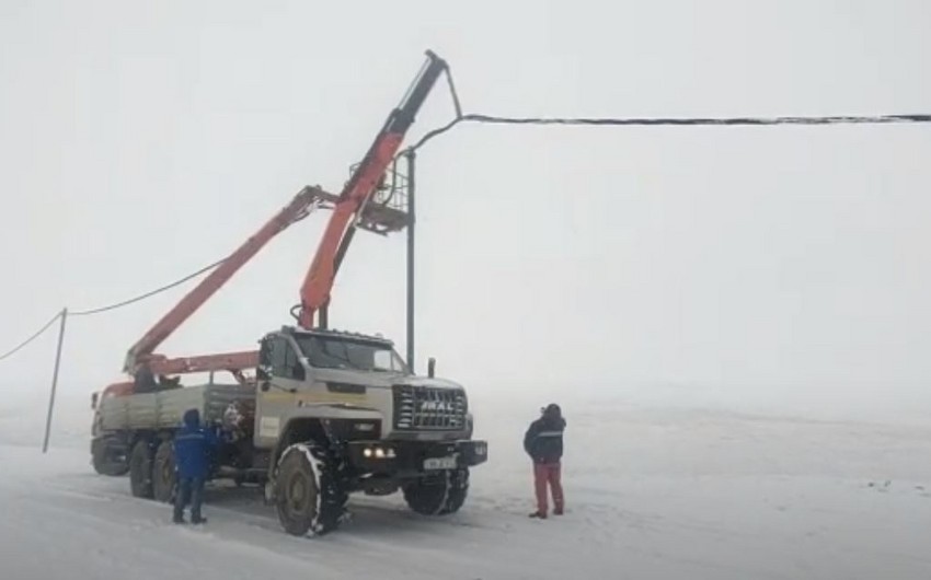 “Azərişıq” Kəlbəcərdəki hərbi hissəyə elektrik xətti çəkir