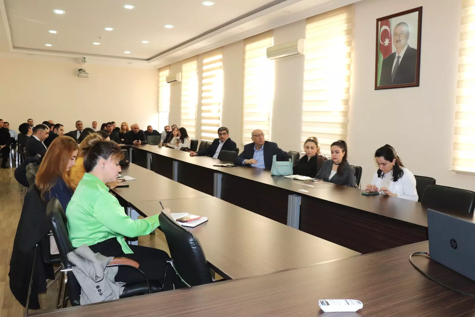 Vəkilliyə namizədlər üçün Vəkil bürolarının təqdimatı olub - FOTO - Foto 2