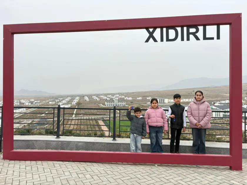 Böyük Qayıdış: Ağdamın Xıdırlı kəndində daha 50 ailəyə mənzillərin açarları təqdim olunub - FOTO - Foto 4