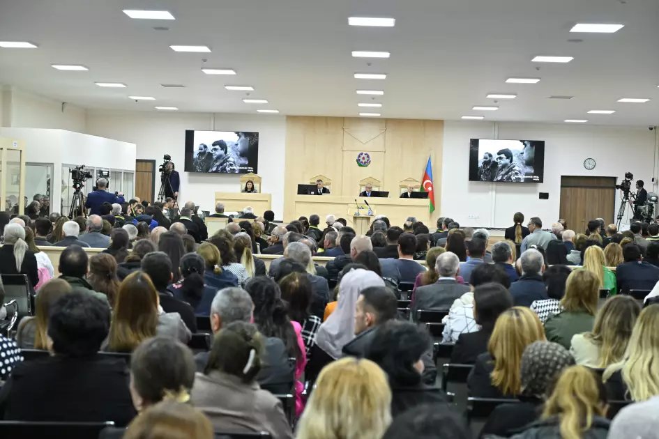 Laçın sakini olan zərərçəkmiş şəxs: İşğala qədər bizim kənd mütəmadi olaraq Ermənistan tərəfindən atəşə tutulurdu - MƏHKƏMƏ - Foto 13