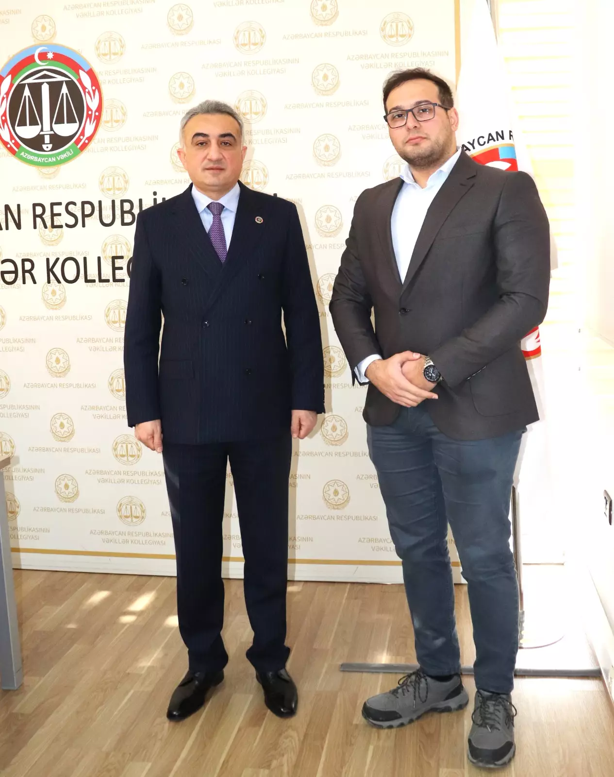 Vəkillər Kollegiyasının rəhbərliyi işə yeni qəbul edilən vəkil köməkçiləri ilə görüşüb - FOTO - Foto 6