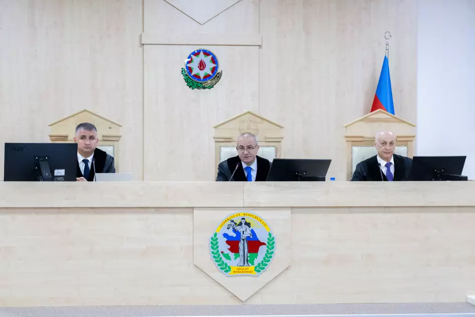 Laçın sakini olan zərərçəkmiş şəxs: İşğala qədər bizim kənd mütəmadi olaraq Ermənistan tərəfindən atəşə tutulurdu - MƏHKƏMƏ - Foto 2