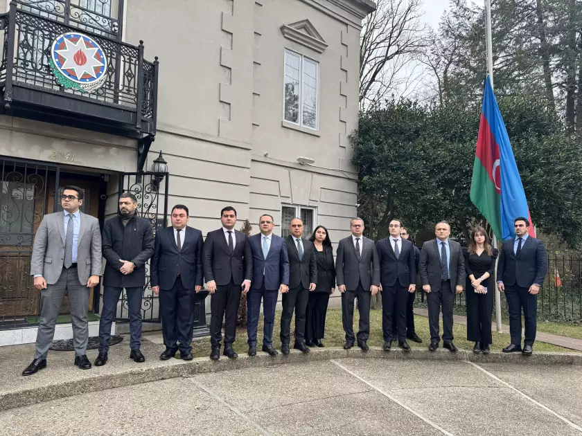 Xarici diplomatlar Azərbaycanın Vaşinqtondakı səfirliyini ziyarət ediblər - FOTO - Foto 2
