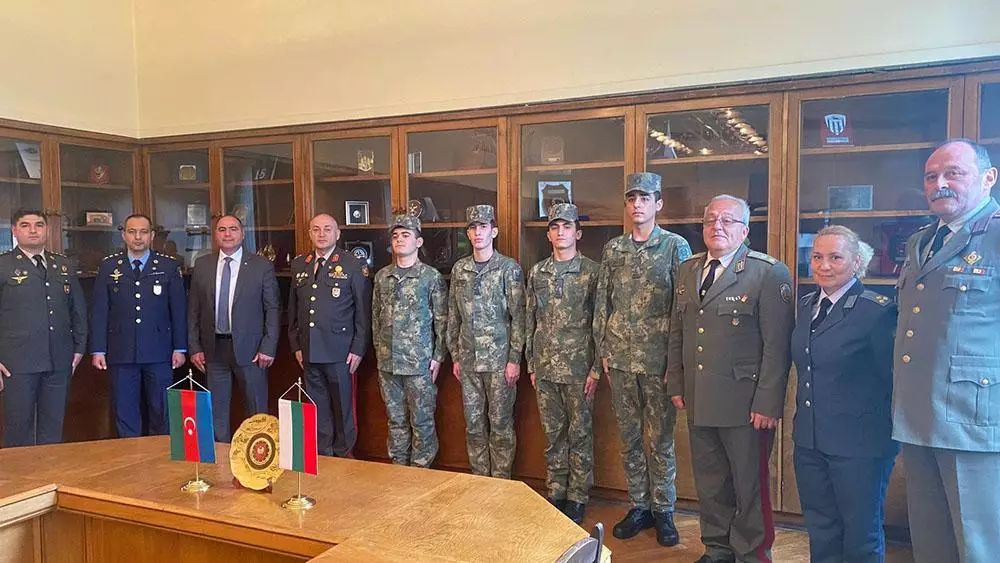 Milli Müdafiə Universitetinin nümayəndə heyəti Bolqarıstana səfər edib - FOTO - Foto 2