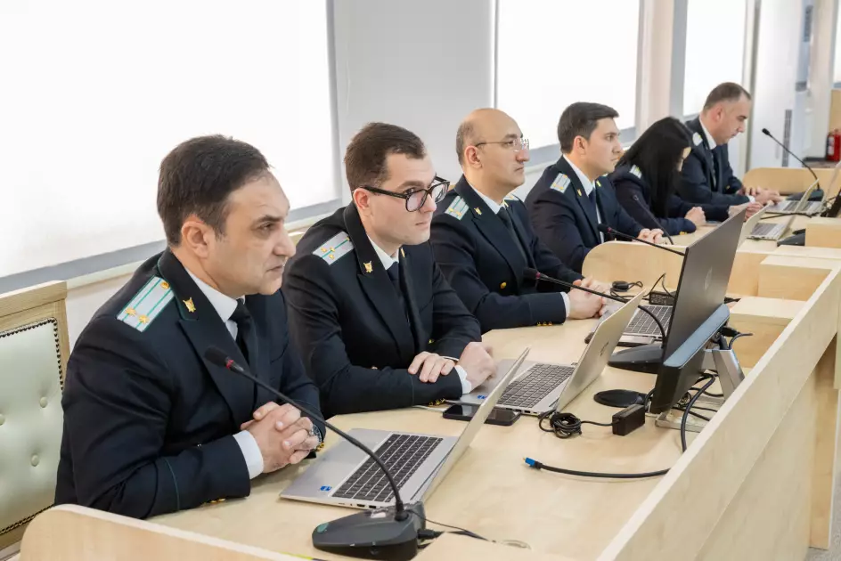 Qondarma rejimdə yüksək rütbələri Ermənistanının hərbi-siyasi rəhbərliyi verirmiş – MƏHKƏMƏ - Foto 13