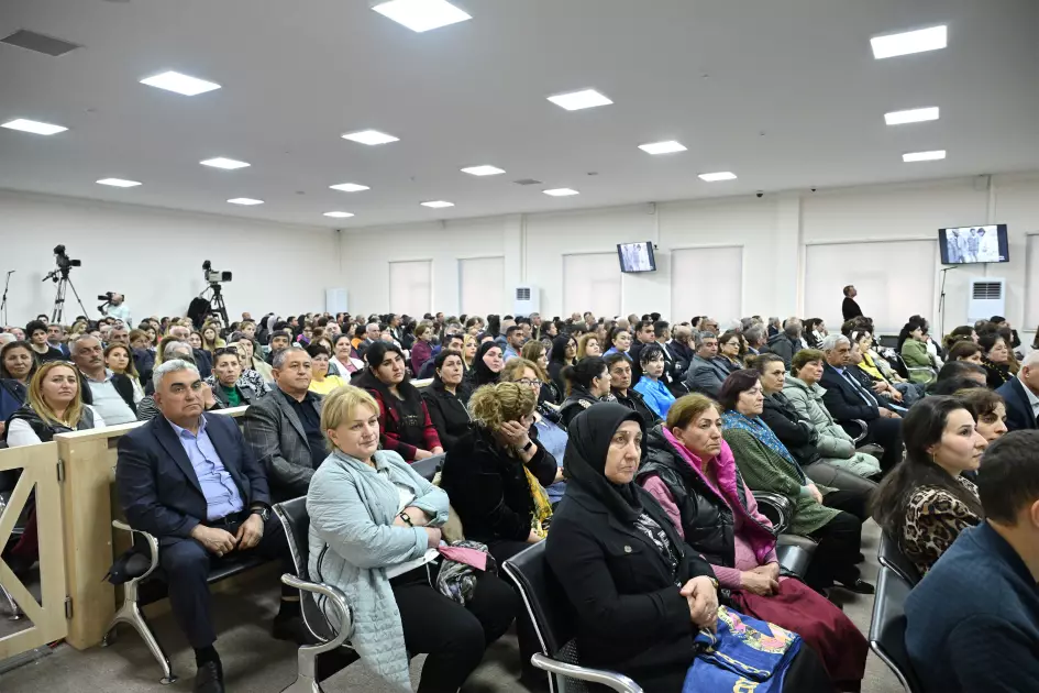 Laçın sakini olan zərərçəkmiş şəxs: İşğala qədər bizim kənd mütəmadi olaraq Ermənistan tərəfindən atəşə tutulurdu - MƏHKƏMƏ - Foto 10