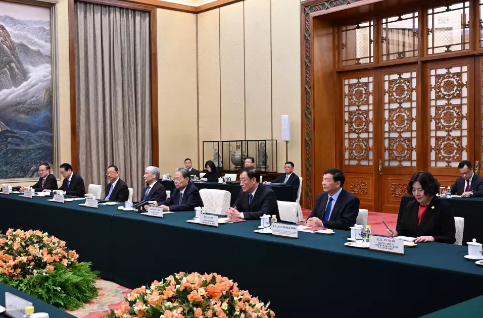 Prezident Ümumçin Xalq Nümayəndələri Yığıncağının Daimi Komitəsinin Sədri ilə görüşüb - YENİLƏNİB - FOTO - Foto 2