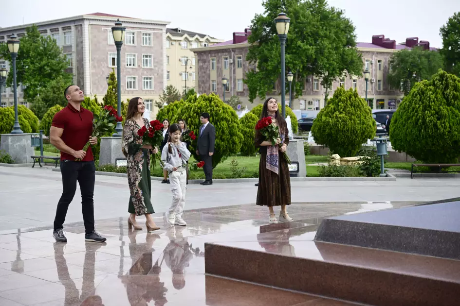 Leyla Əliyeva və Arzu Əliyeva Naxçıvana səfər ediblər - FOTO - Foto 17
