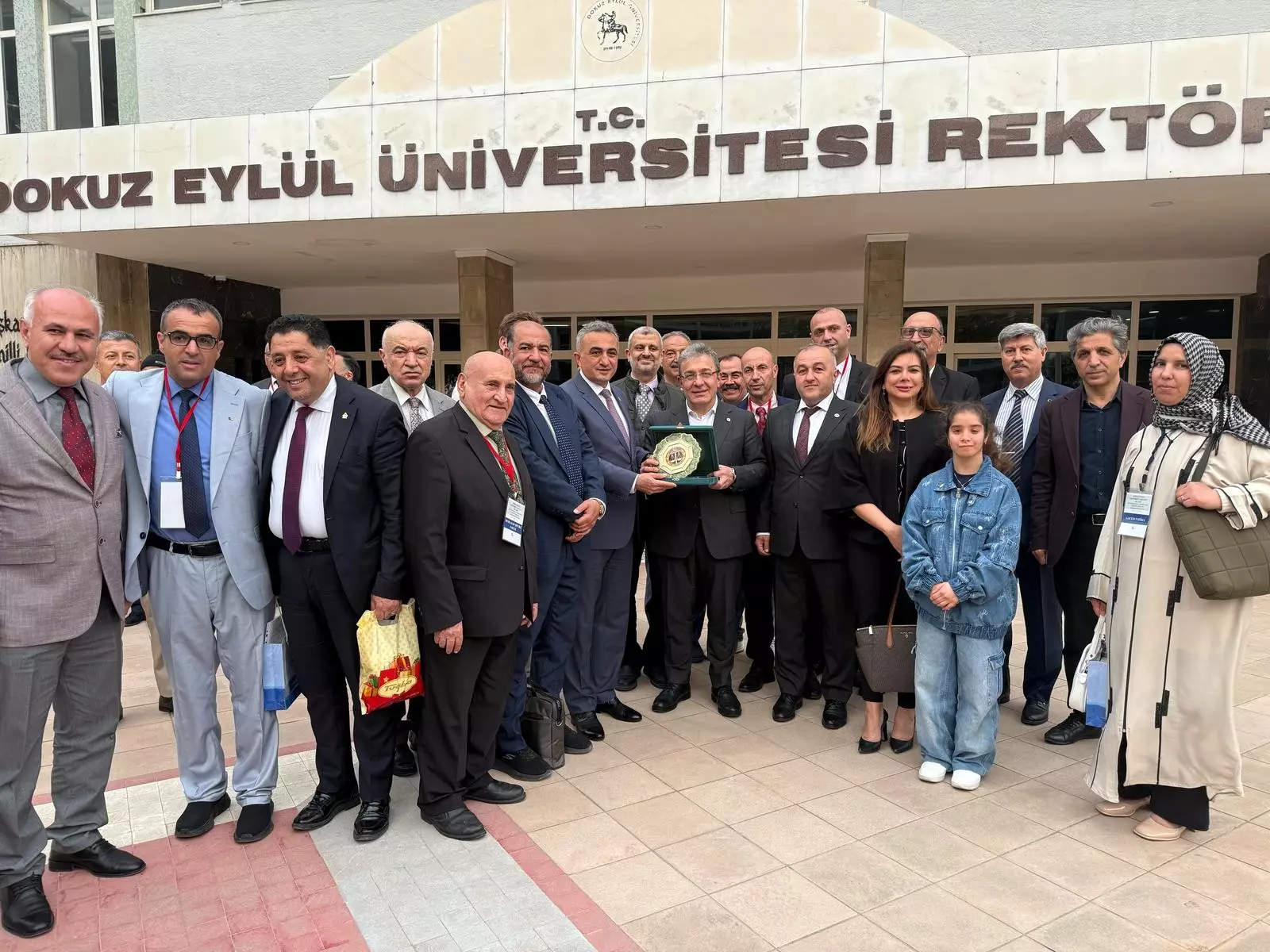 Vəkillər Kollegiyasının nümayəndə heyəti Türkiyədə beynəlxalq konqresdə çıxış edib - FOTO - Foto 4