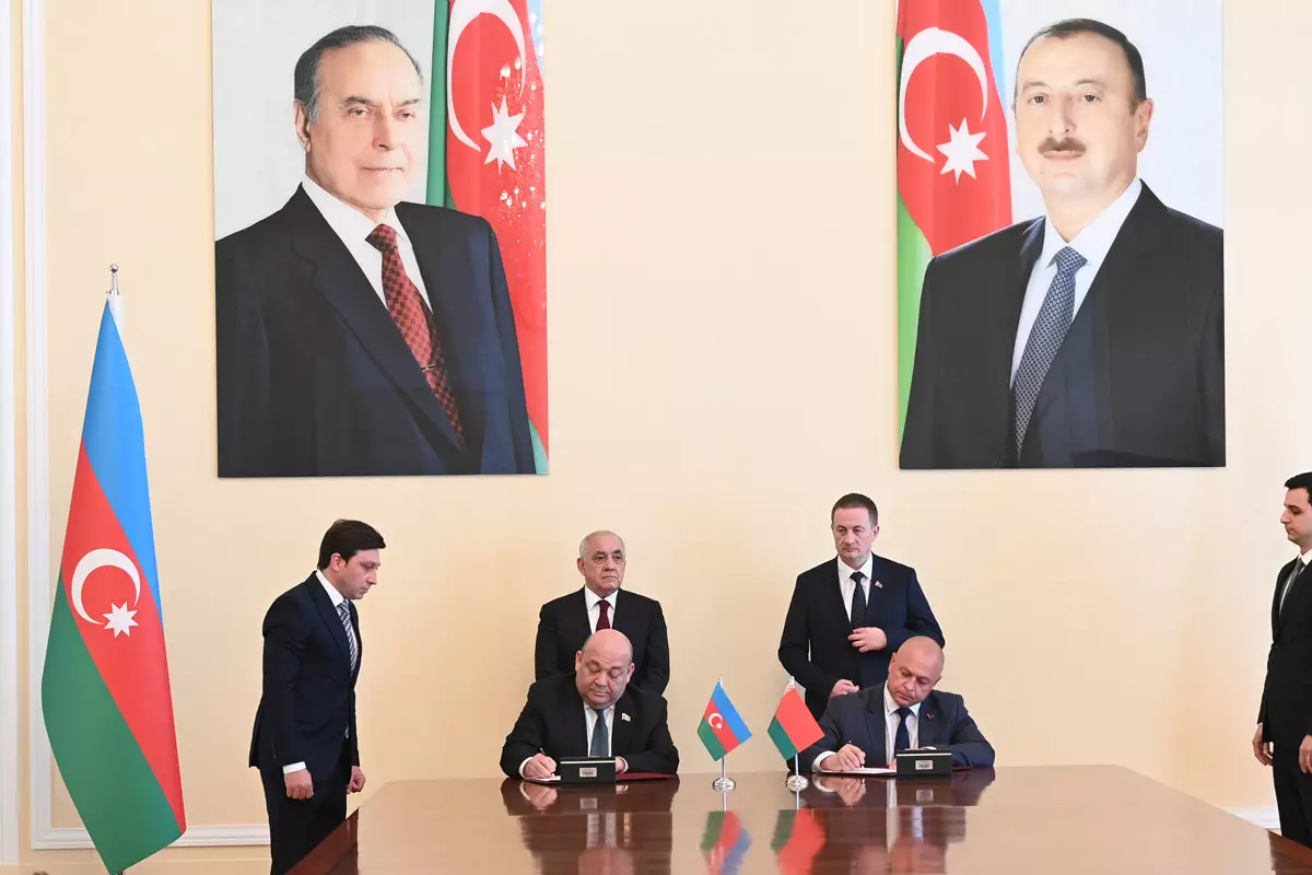 Azərbaycan və Belarus baş nazirləri arasında geniştərkibli görüş keçirilib - YENİLƏNİB - Foto 2