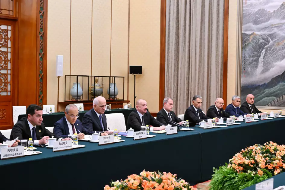 Prezident Ümumçin Xalq Nümayəndələri Yığıncağının Daimi Komitəsinin Sədri ilə görüşüb - YENİLƏNİB - FOTO - Foto 3