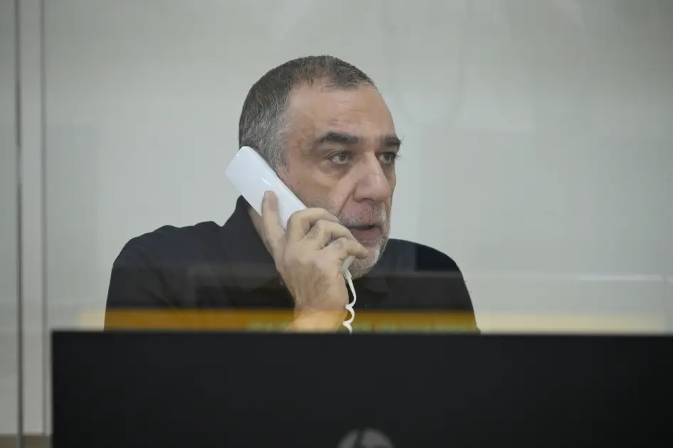 Ruben Vardanyanın məhkəməsində zərərçəkmiş şəxslərin ifadələri dinlənilib - FOTO - Foto 7