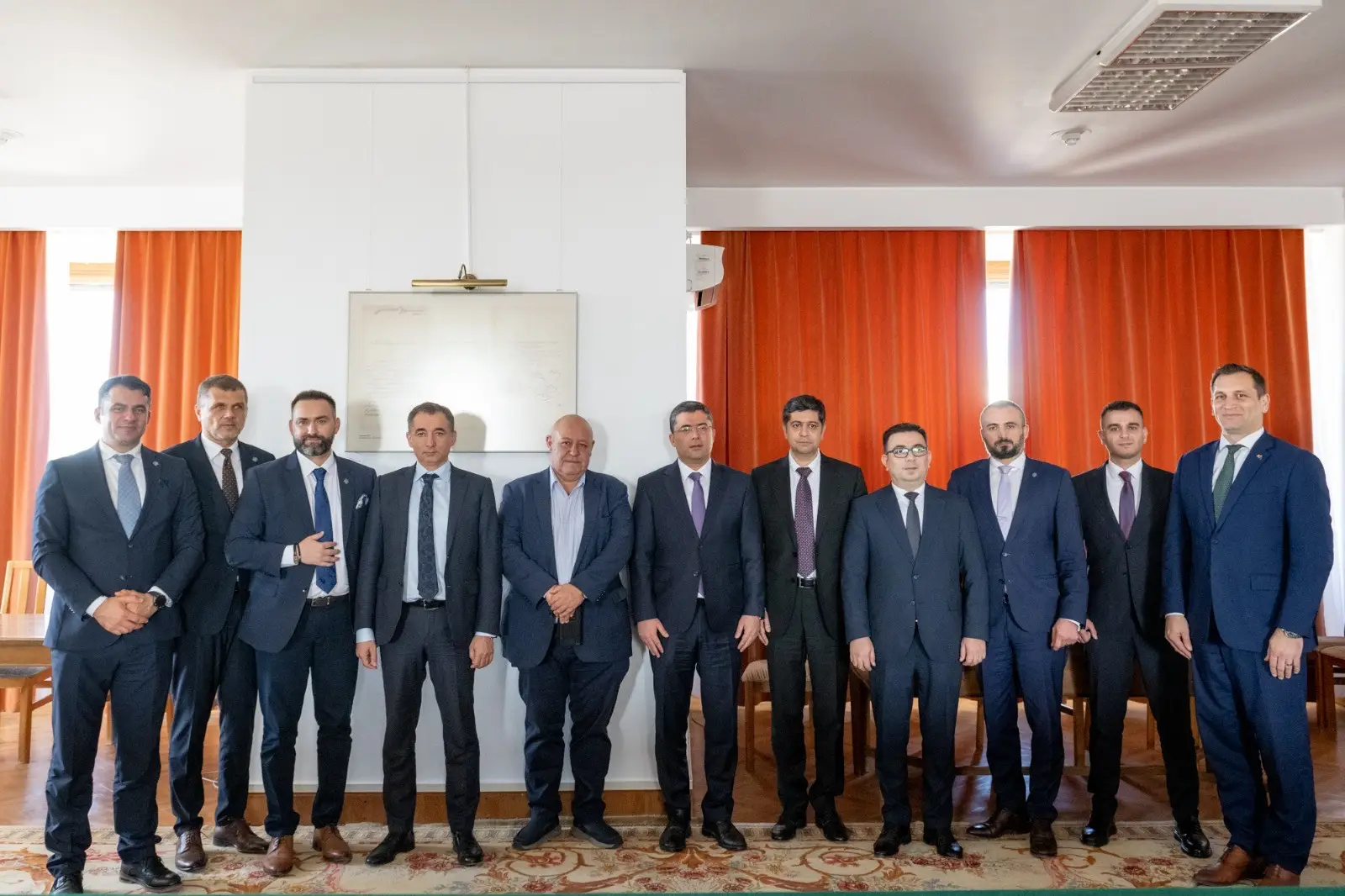 Azərbaycan nümayəndə heyətinin Rumıniya Senatında görüşü keçirilib - FOTO - Foto 3