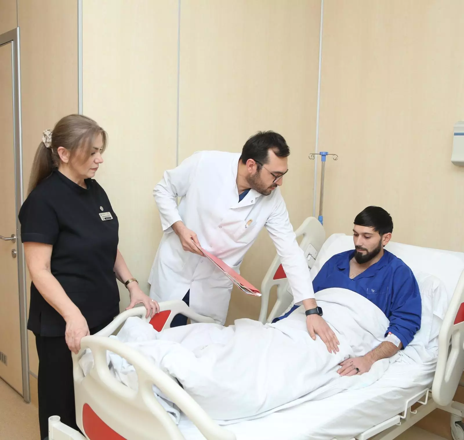 Təyyarə qəzasında xəsarət alan bir nəfər evə buraxılıb - FOTO - Foto 3