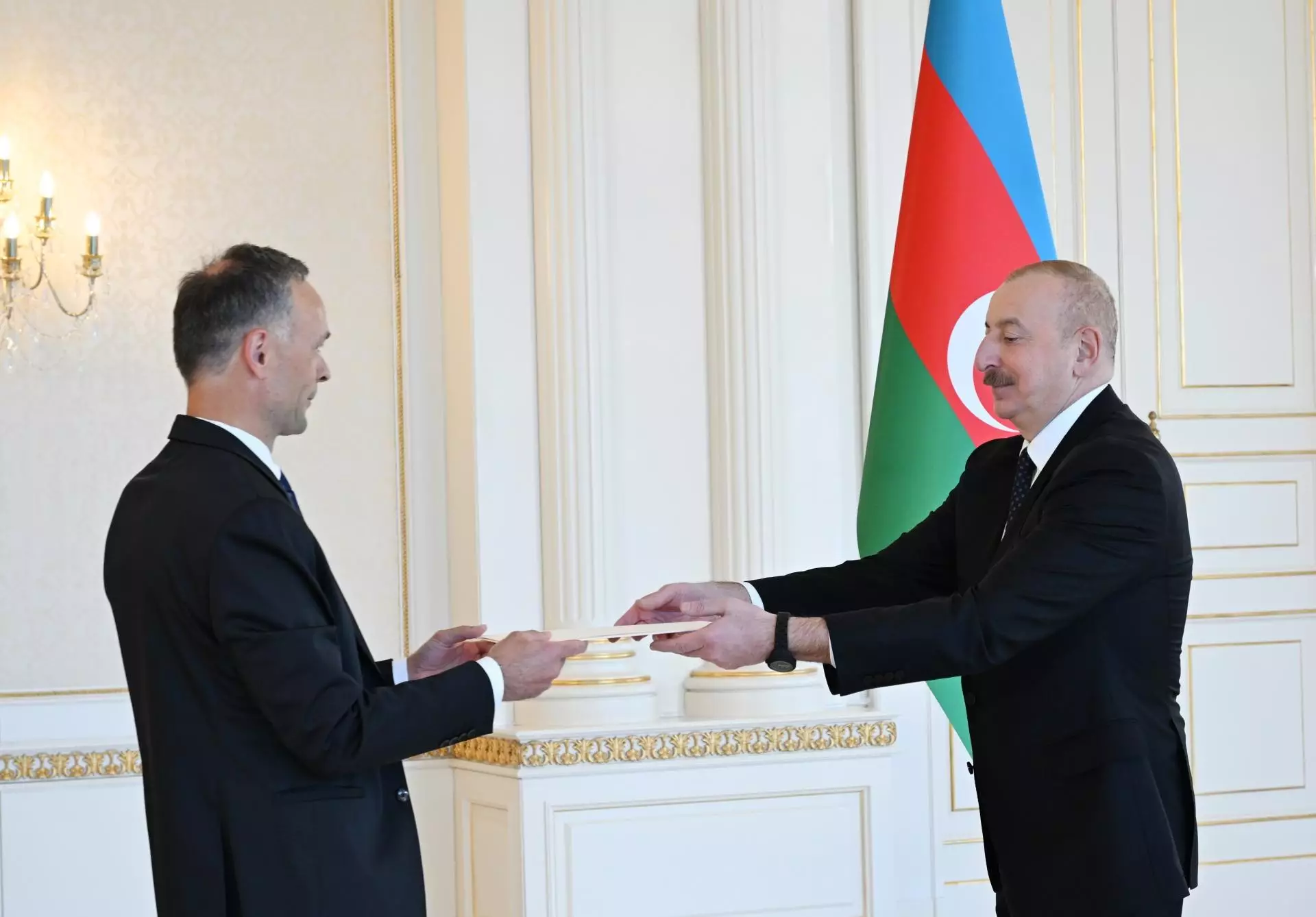Prezident Litvanın Azərbaycandakı yeni səfirinin etimadnaməsini qəbul edib - YENİLƏNİB - Foto 3