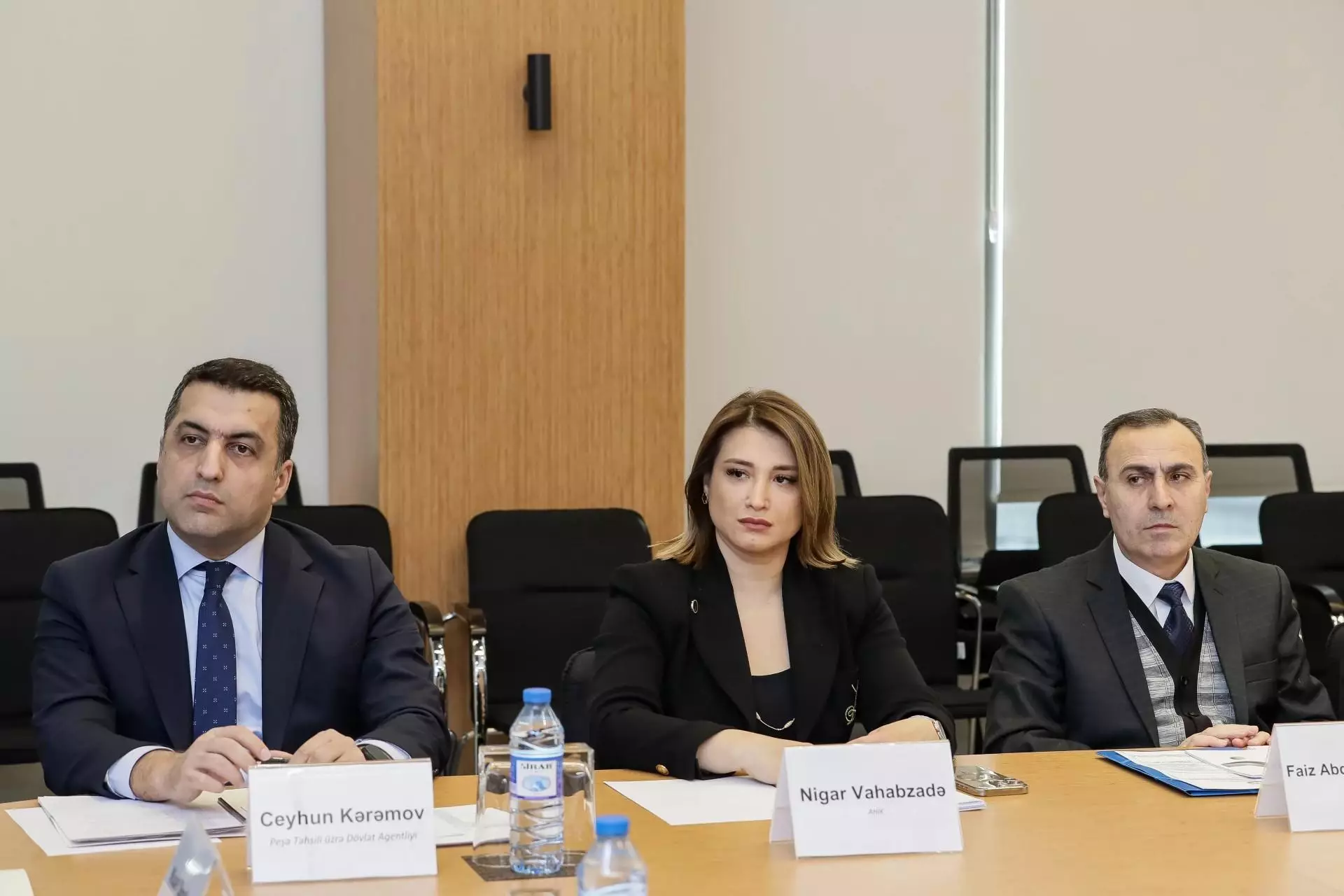 “Əmək bazarı” işçi qrupunun 2025-ci il üçün Fəaliyyət Planı müzakirə olunub - FOTO - Foto 10