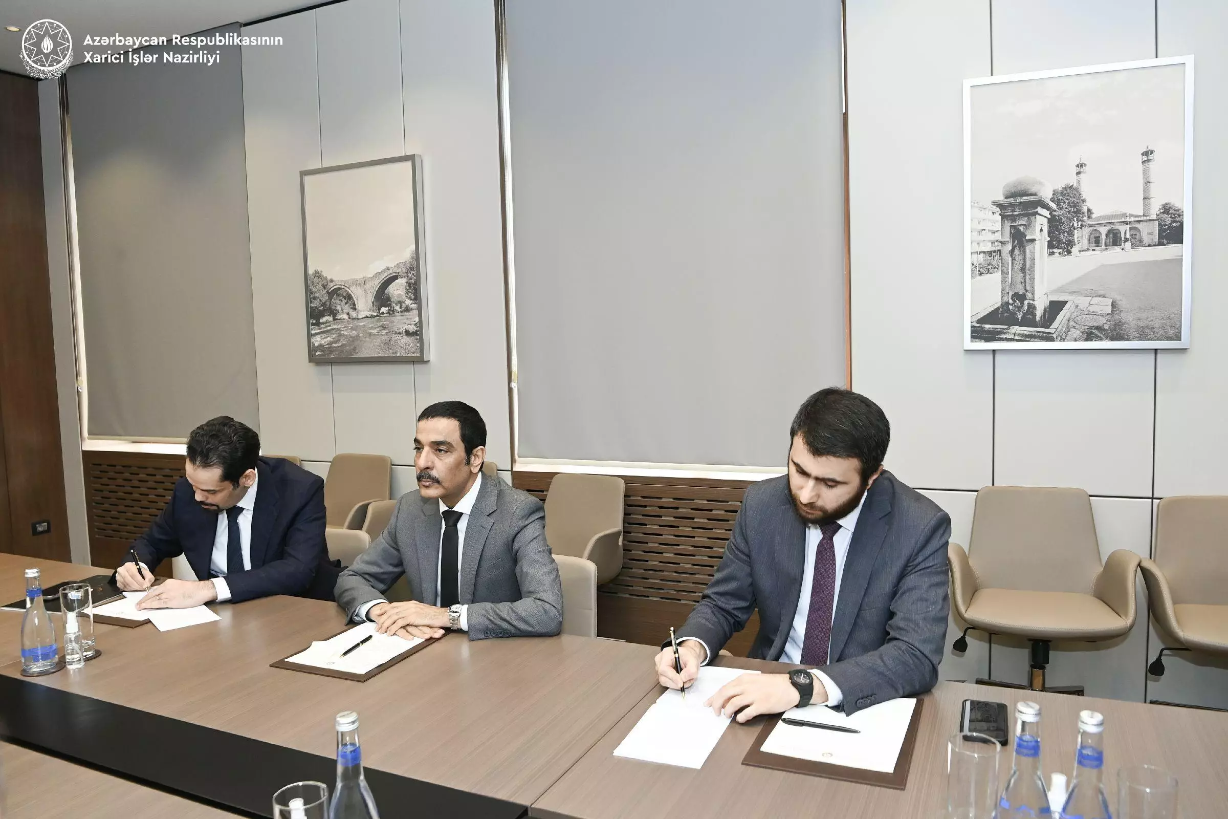 Ceyhun Bayramov Küveyt Dövlətinin ölkəmizə yeni təyin olunmuş səfiri ilə görüşüb - Foto 2