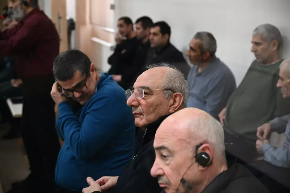 Qondarma rejimdə yüksək rütbələri Ermənistanının hərbi-siyasi rəhbərliyi verirmiş – MƏHKƏMƏ - Foto 7