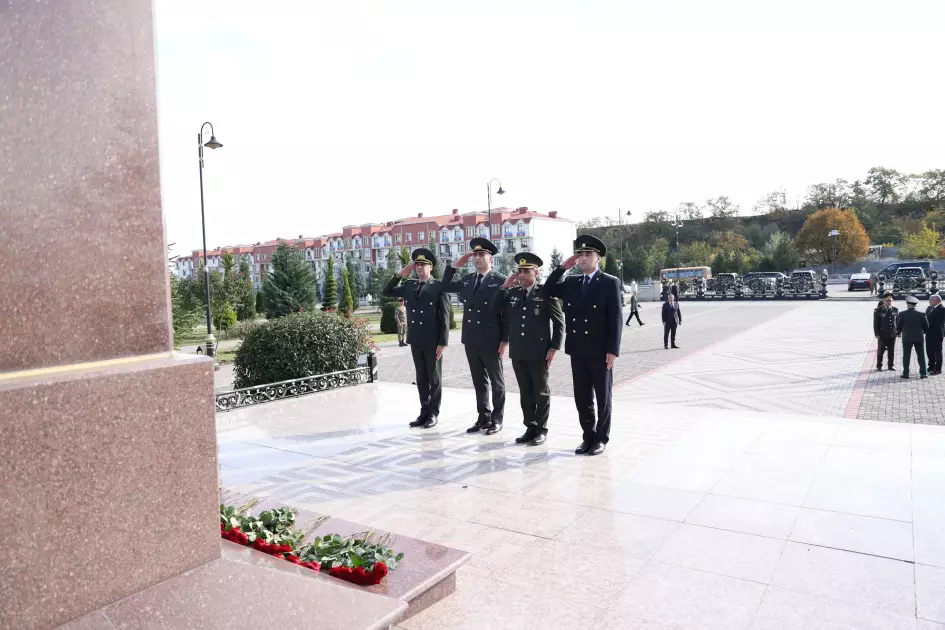 Hərbi prokuror DİN-in Daxili Qoşunlarının hərbi qulluqçuları ilə görüşüb - Foto 8