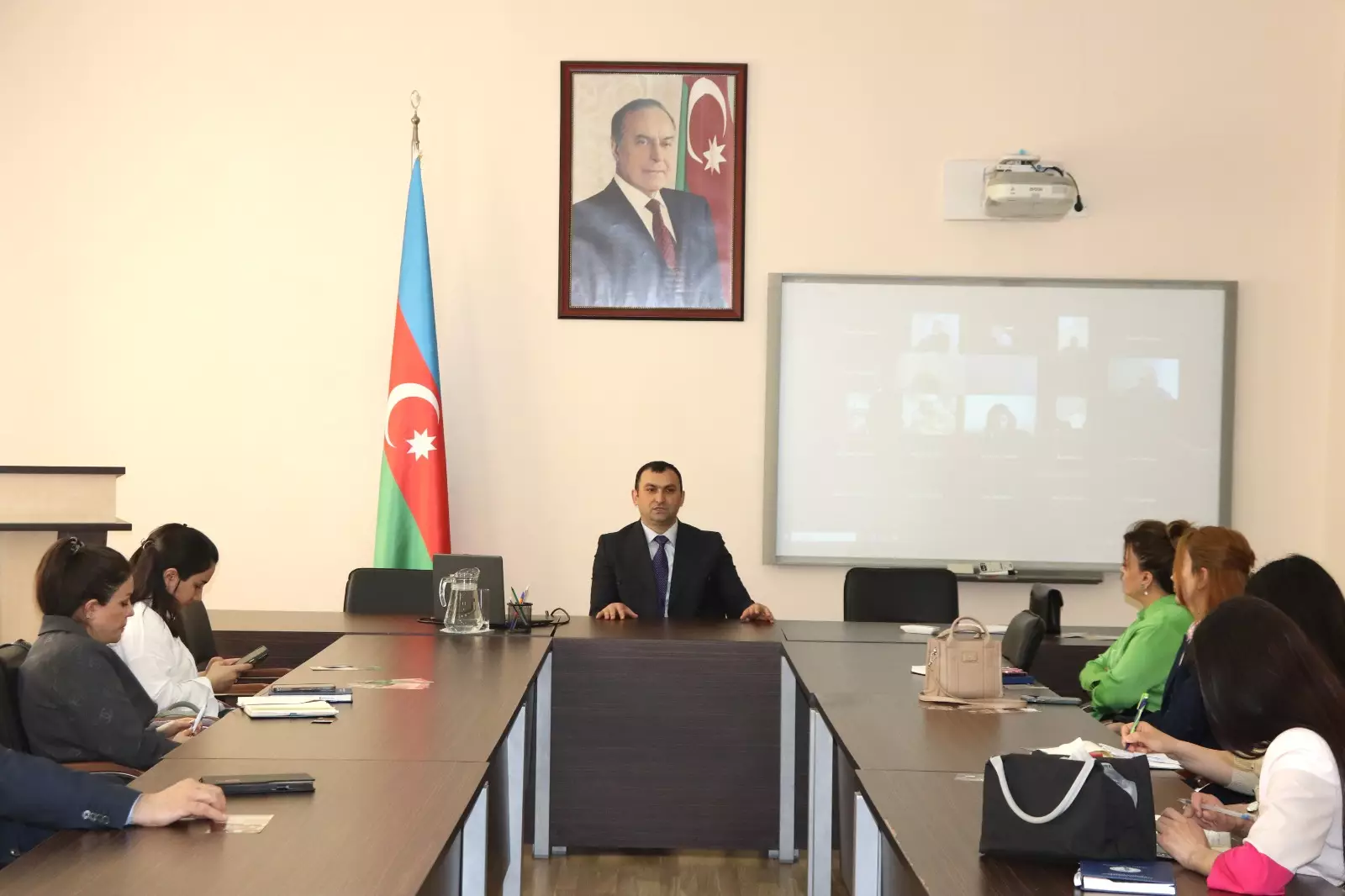 Vəkilliyə namizədlər üçün Vəkil bürolarının təqdimatı olub - FOTO - Foto 7