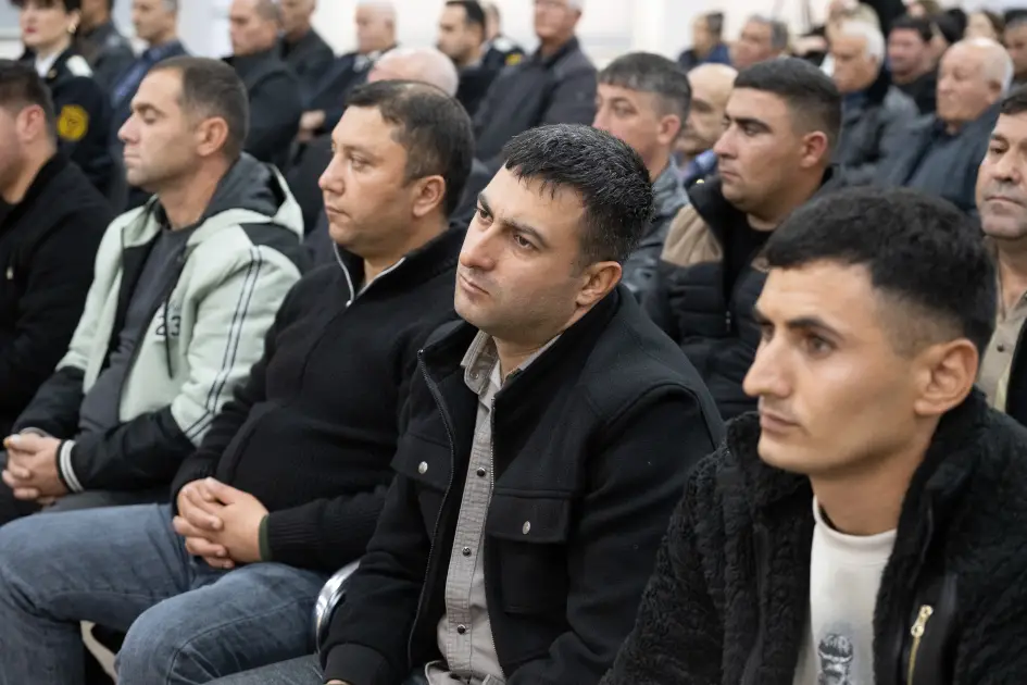 Ruben Vardanyanın məhkəməsində zərərçəkmiş şəxslərin ifadələri dinlənilib - FOTO - Foto 13