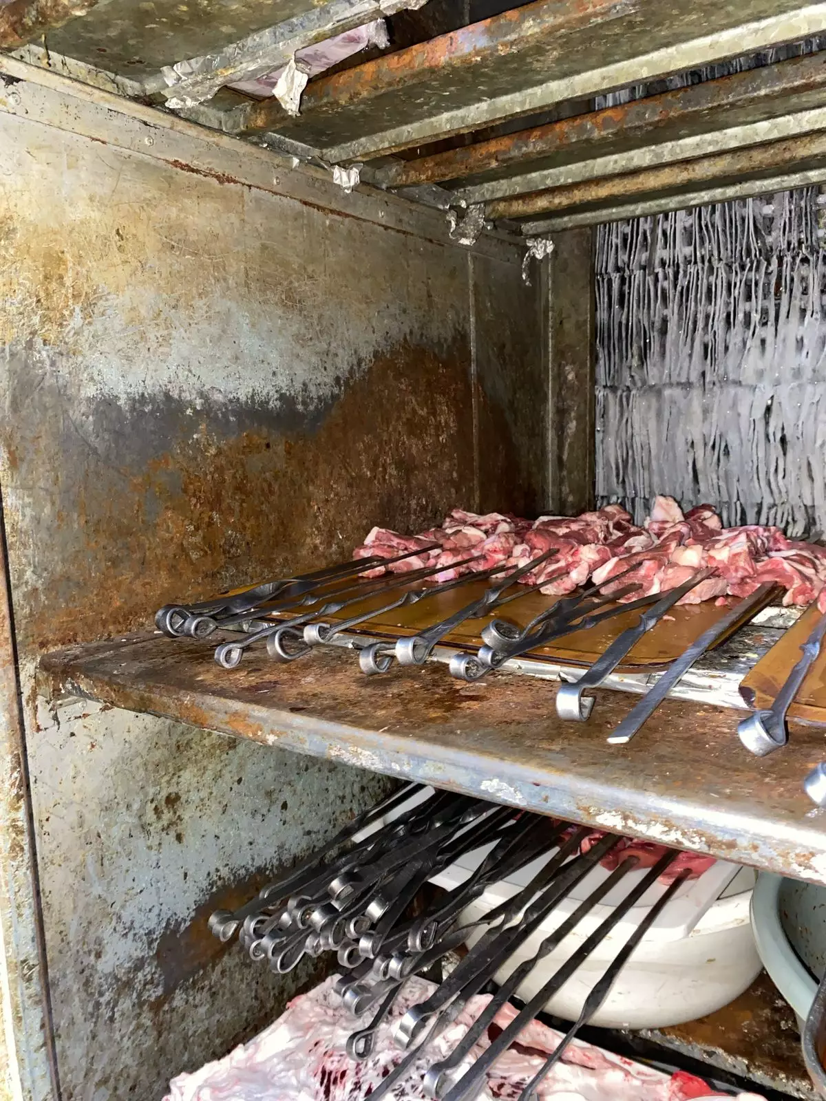 “Sarı Qaya” restoranının fəaliyyəti məhdudlaşdırılıb - FOTO - Foto 4