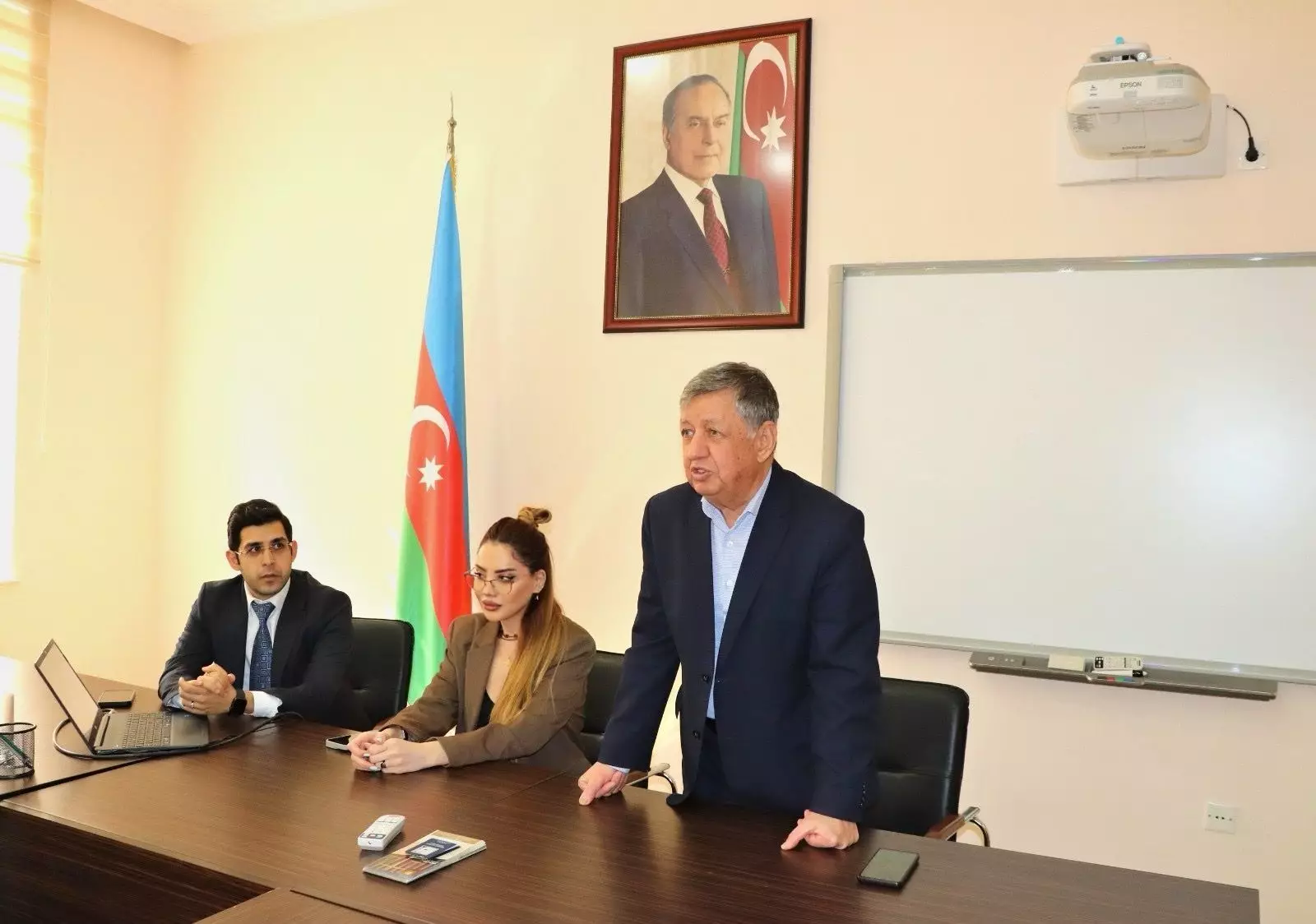 Vəkilliyə namizədlər üçün Vəkil bürolarının təqdimatı olub - FOTO - Foto 5