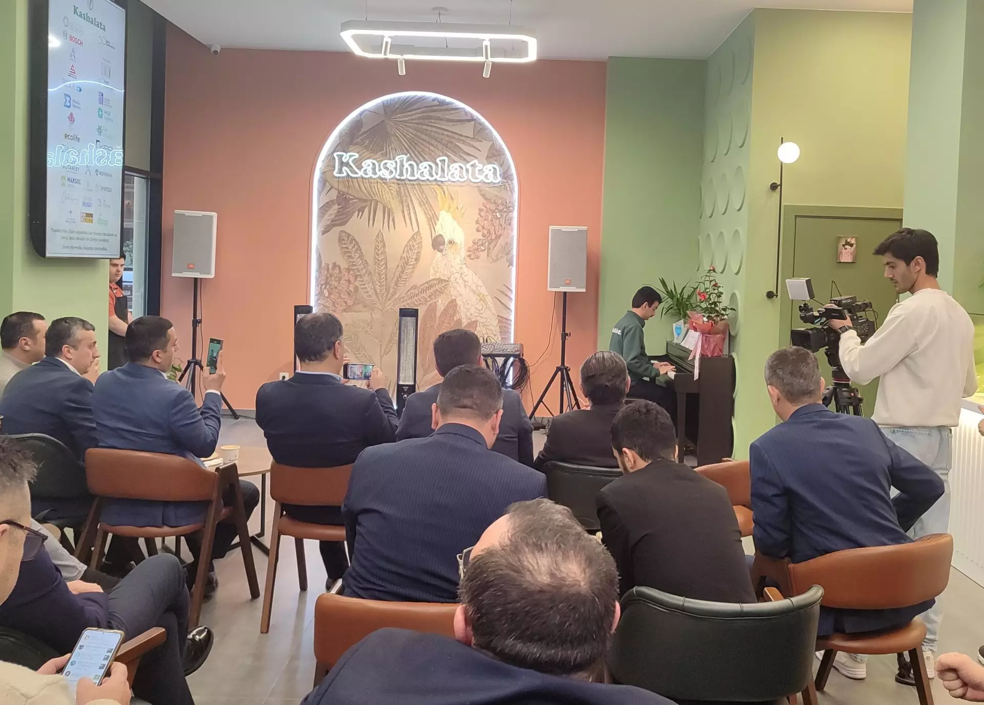 Bakıda ilk inklüziv kafe - “Kaşalata” kafeyə mediatur təşkil edilib - FOTO - Foto 3