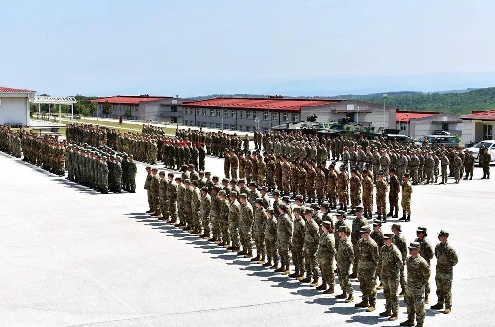 Azərbaycanın hərbi qulluqçuları Serbiyada keçirilən beynəlxalq təlimdə iştirak edirlər - FOTO - Foto 4