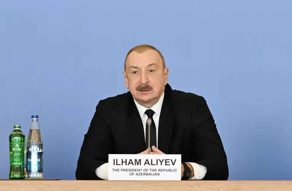 Prezident İlham Əliyev XII Qlobal Bakı Forumunun açılış mərasimində çıxış edib - YENİLƏNİB-3 - Foto 7