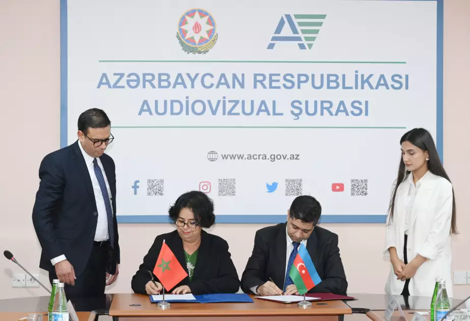 Audiovizual Şura ilə Mərakeşin Audiovizual Kommunikasiyalar üzrə Ali Qurumu arasında Əməkdaşlıq Memorandumu imzalanıb - FOTO - Foto 2