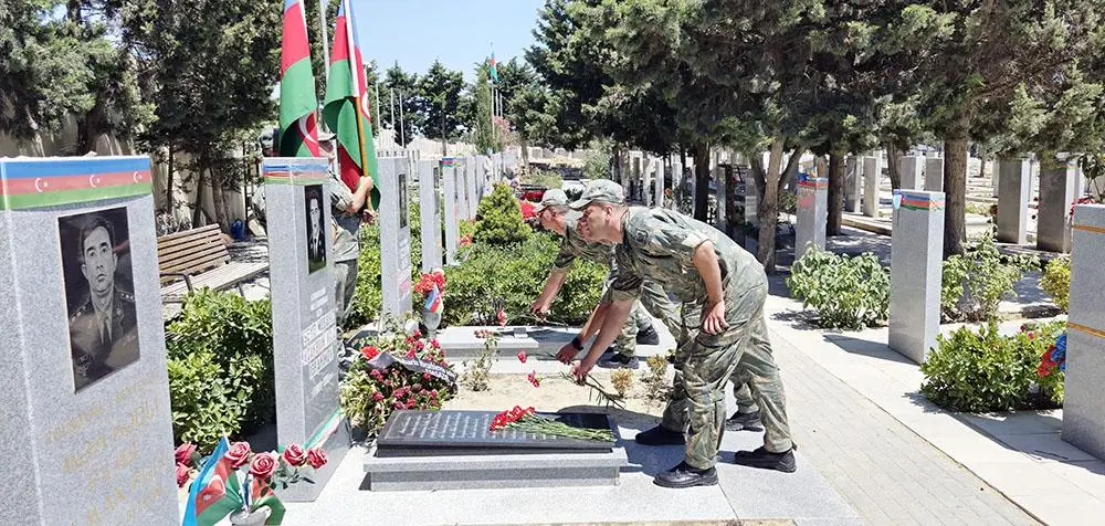 Azərbaycan Ordusunda Silahlı Qüvvələr Günü münasibətilə silsilə tədbirlər keçirilib - Foto 3