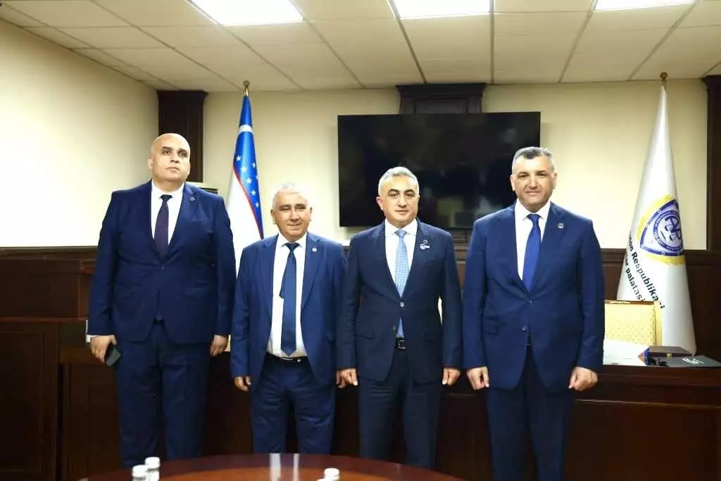 Vəkillər Kollegiyasının rəhbərliyi Özbəkistanda Beynəlxalq Hüquq Forumunda iştirak edib - FOTO - Foto 5