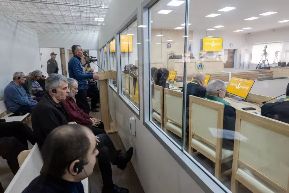 Qondarma rejimdə yüksək rütbələri Ermənistanının hərbi-siyasi rəhbərliyi verirmiş – MƏHKƏMƏ - Foto 14