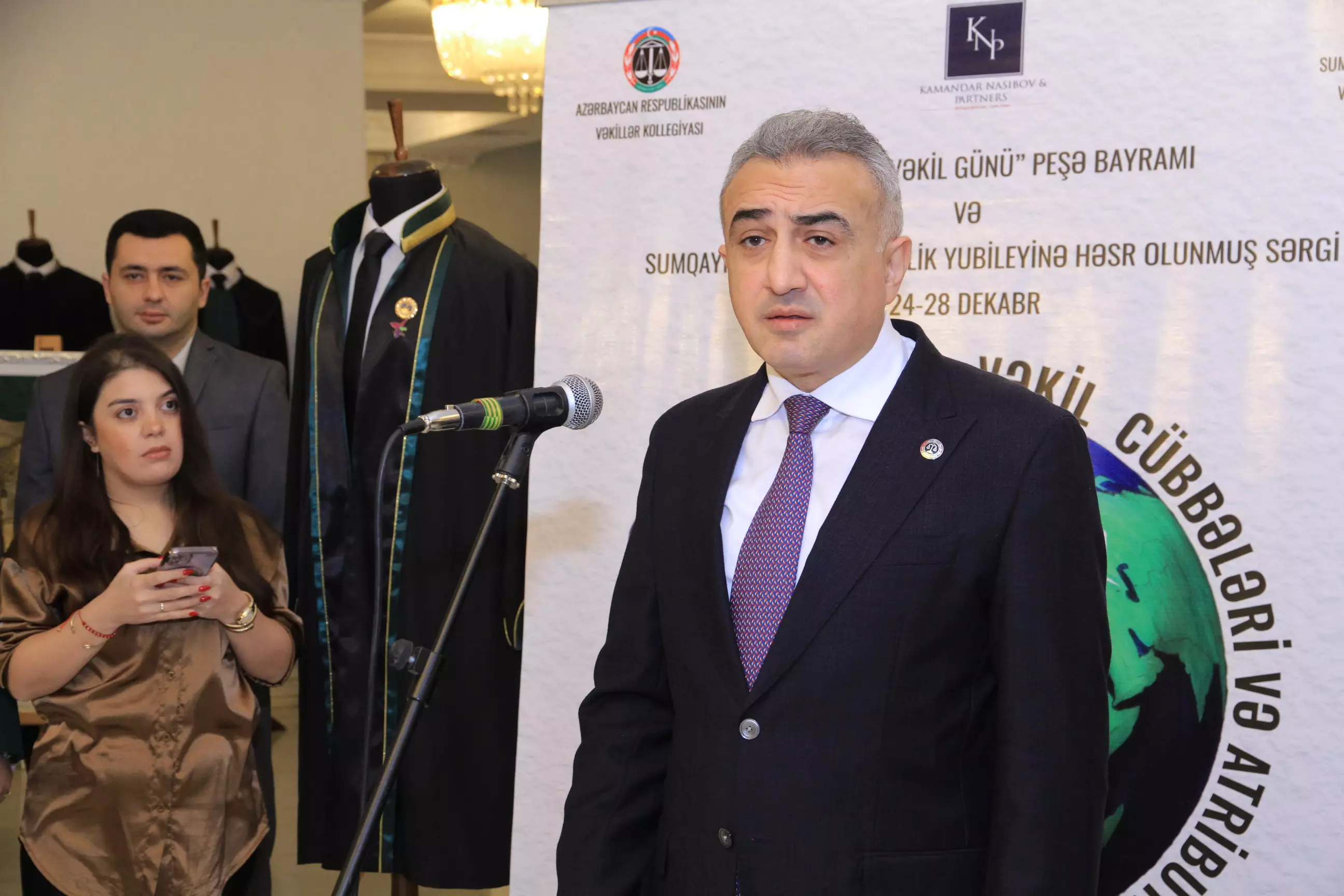 Sumqayıtda ilk dəfə "Dünya Vəkil Cübbələri və Atributları" sərgisi keçirilir - Foto 3